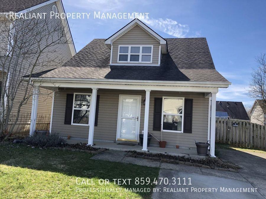 110 Charlotte Ave - Photo 2 of 14