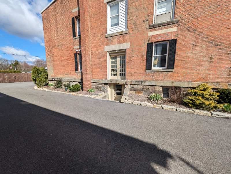 3457 Youngstown Kingsville Rd #3 - Photo 2 of 10