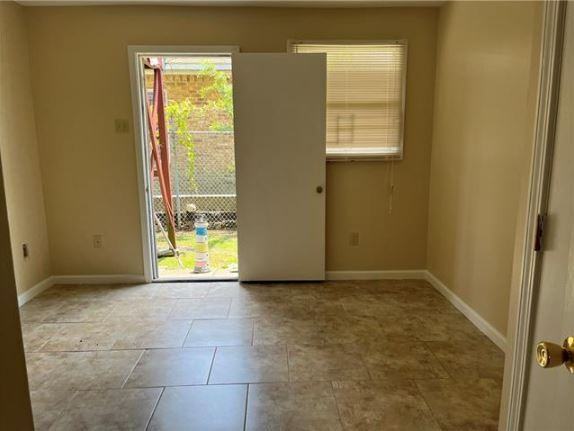 1001 S Sibley St - Photo 6 of 6