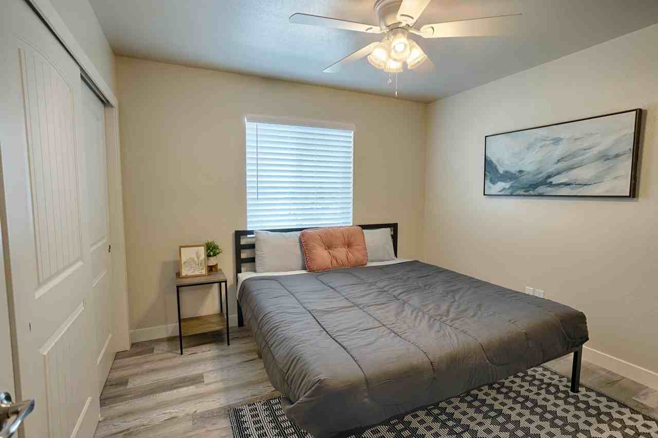 1110 West Woodland Lake Road, Unit D - Photo 6 of 11