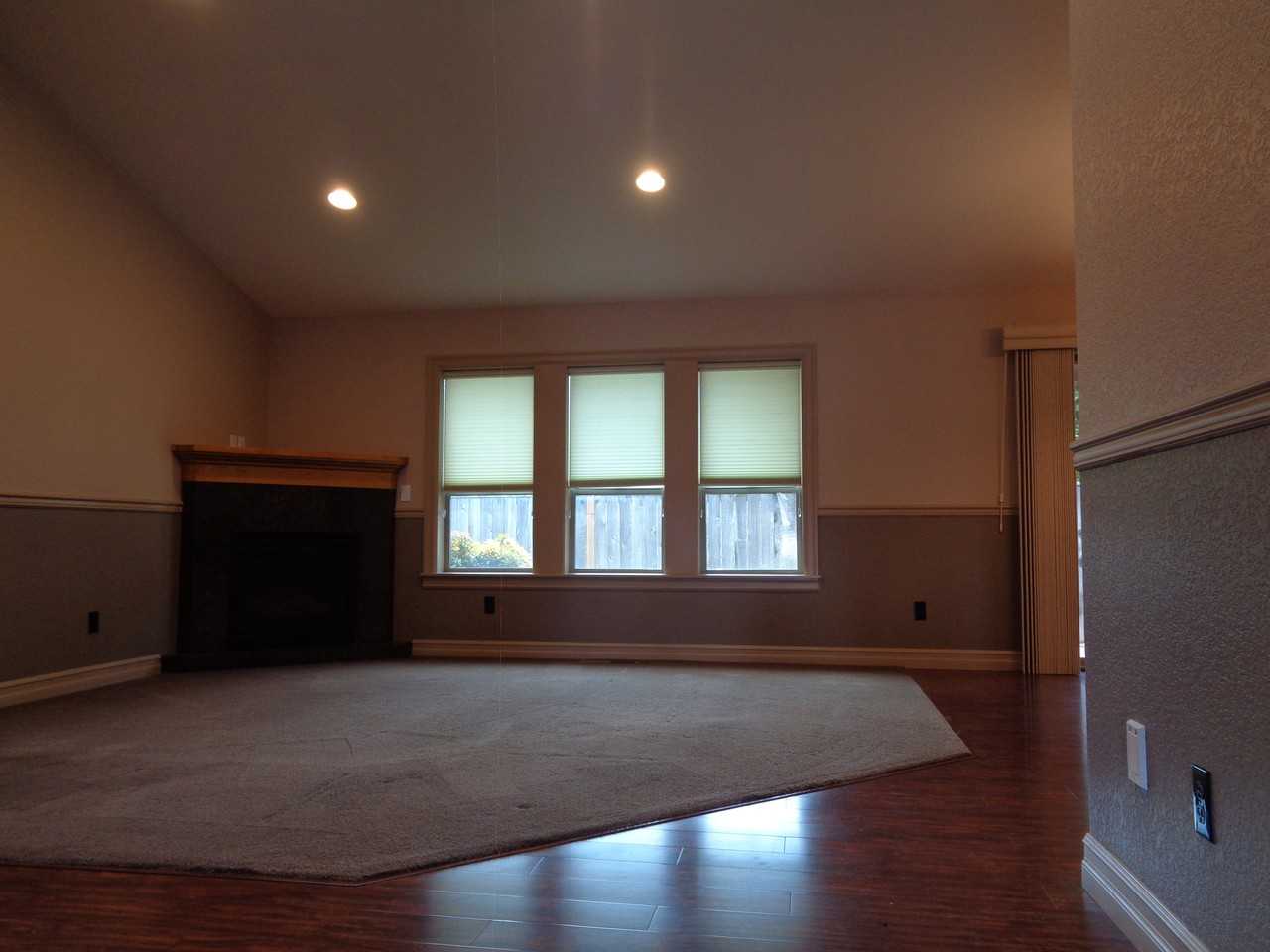 6439 Robin Hood St Se #1 - Photo 7 of 44