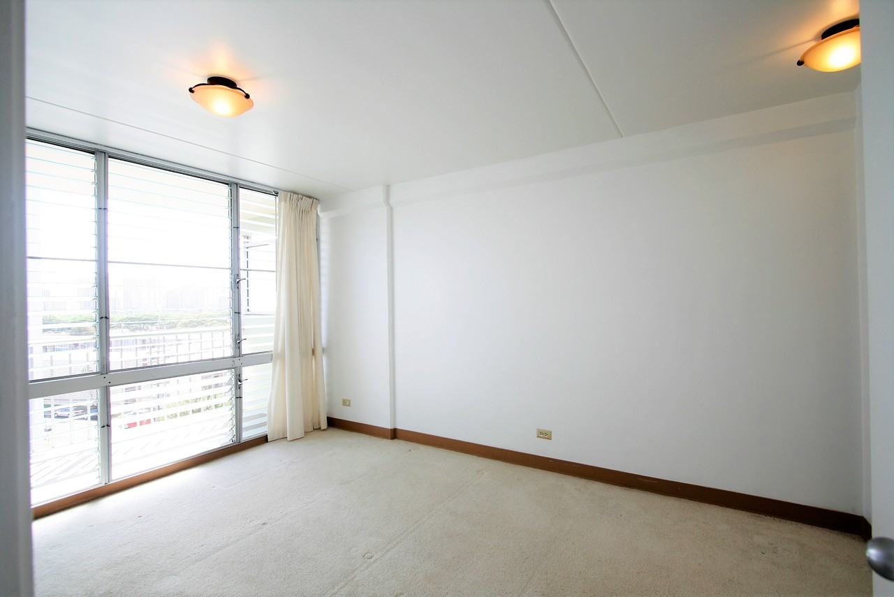 2522 Date St #1 - Photo 7 of 38