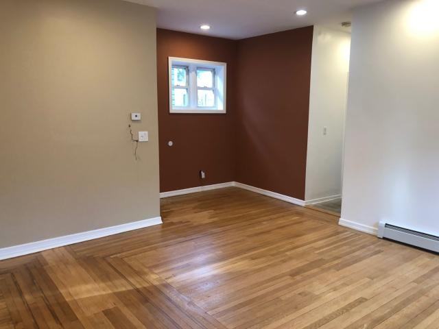 1342 Odell St - Photo 2 of 14