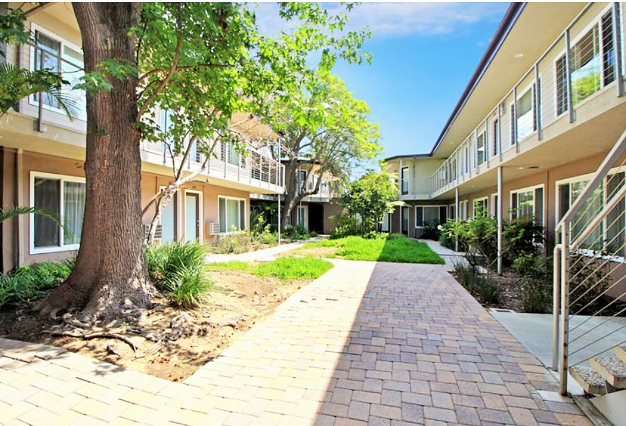 CATO - Photo 7 of 16