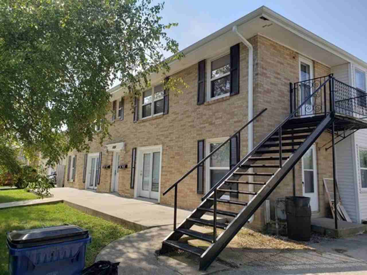 Marquette - Photo 2 of 43