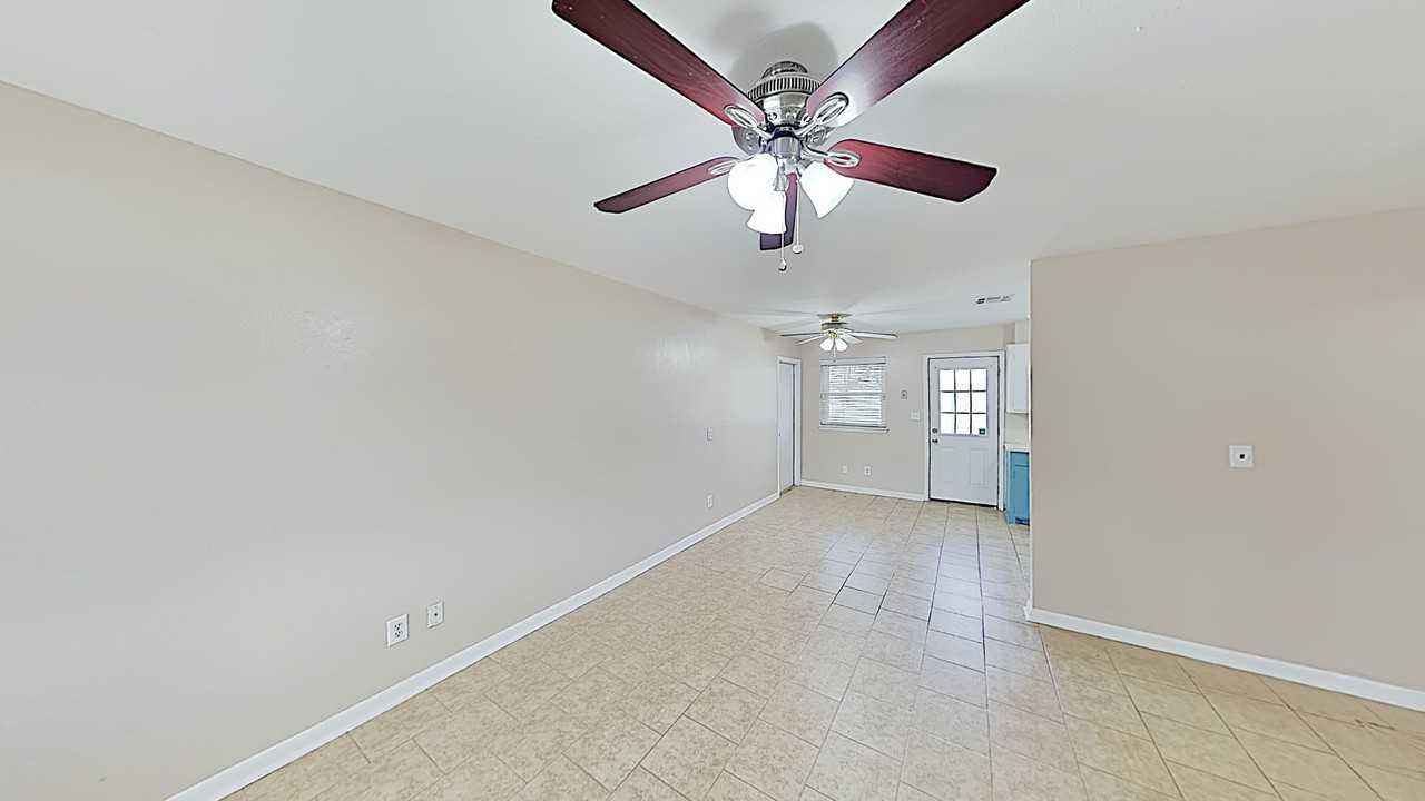 1004 Moraine Ave - Photo 5 of 21
