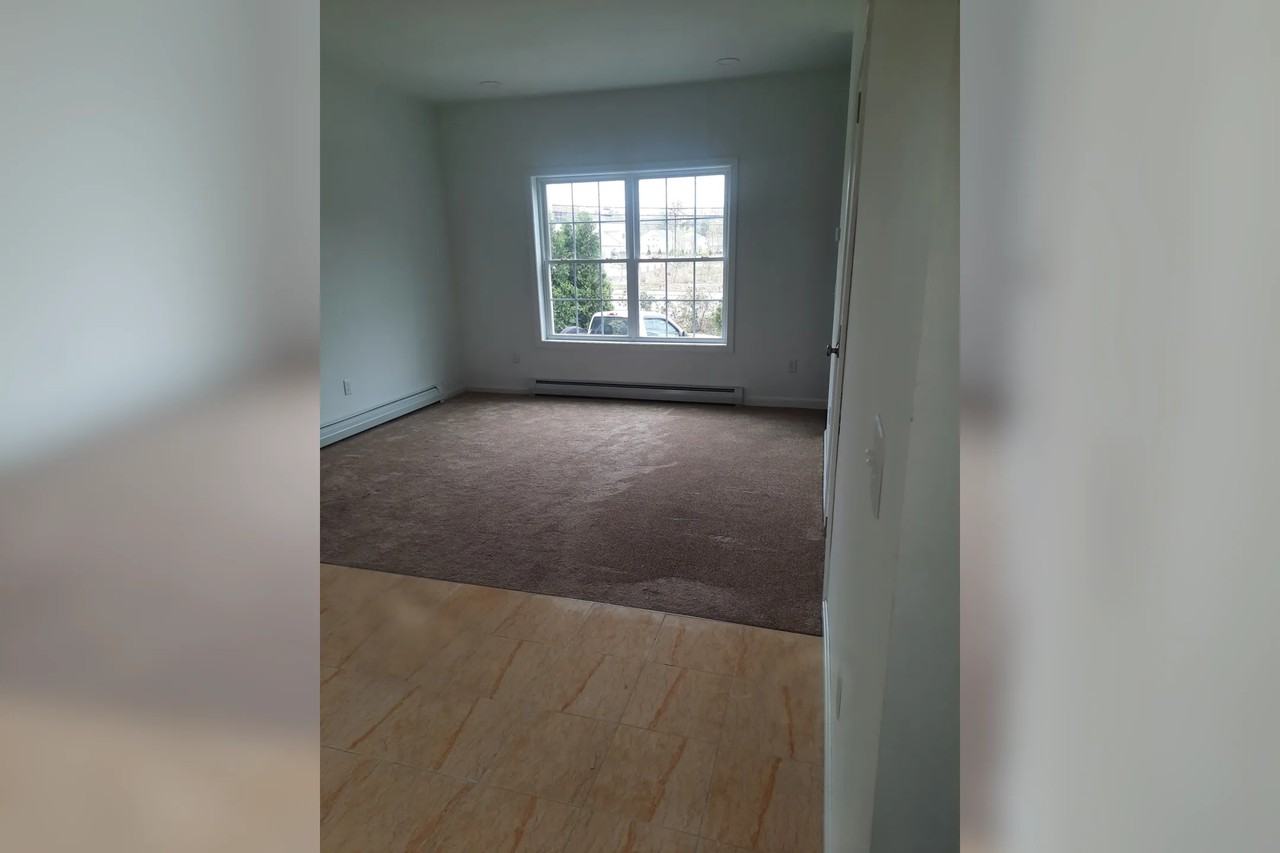 67 Gorham Rd - Photo 3 of 10