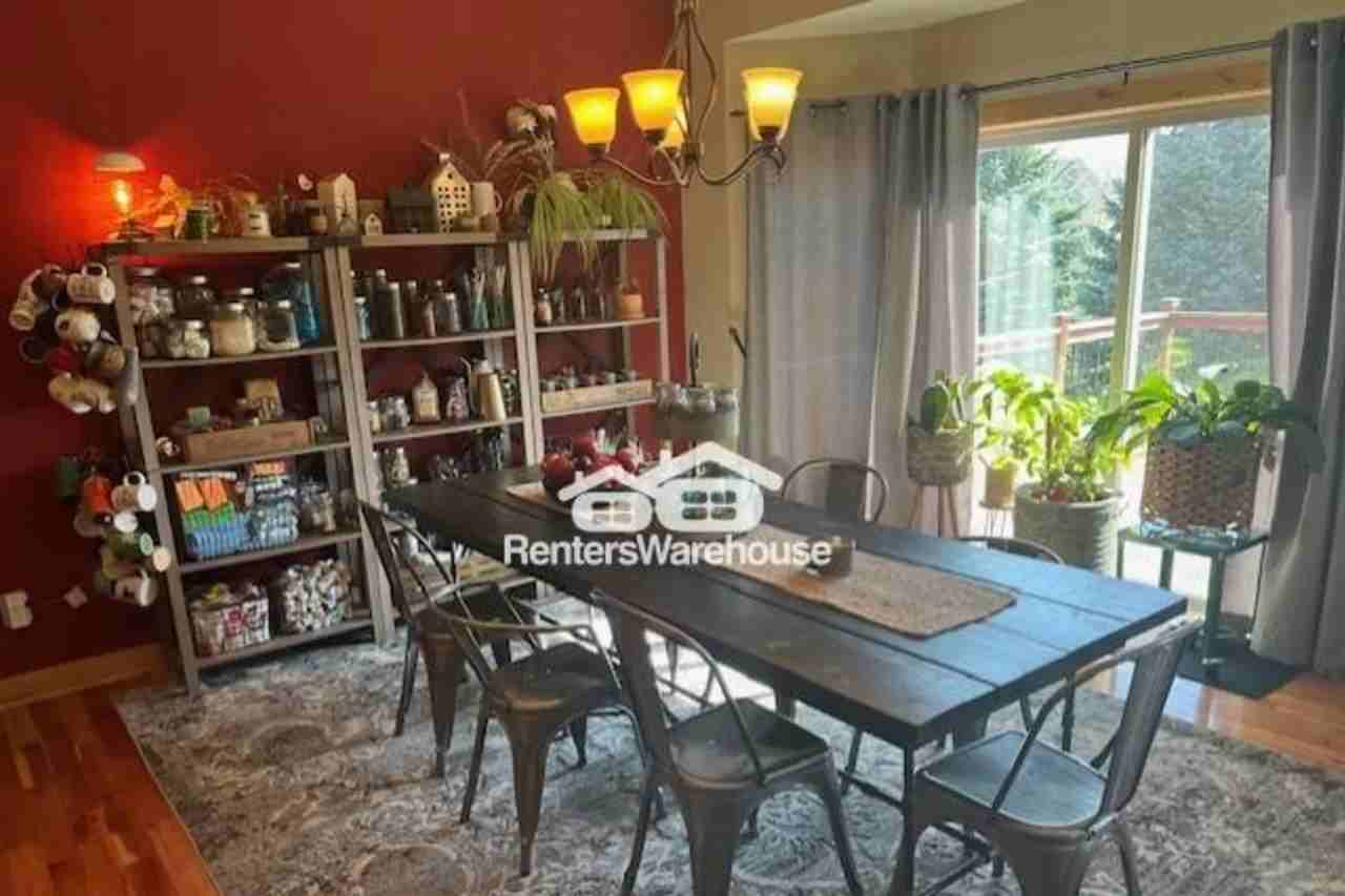 12755 Jamestown St Ne - Photo 2 of 8