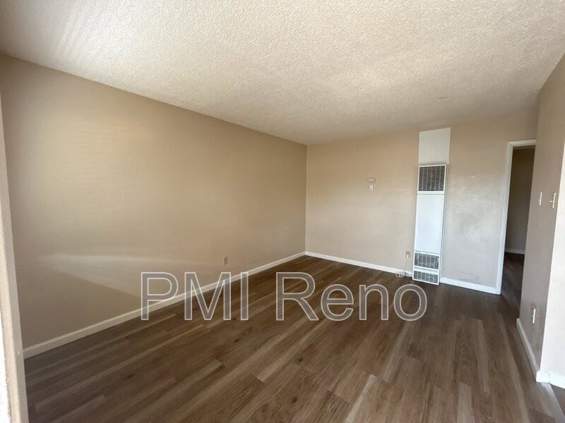 415 Greenbrae Dr #F - Photo 2 of 9