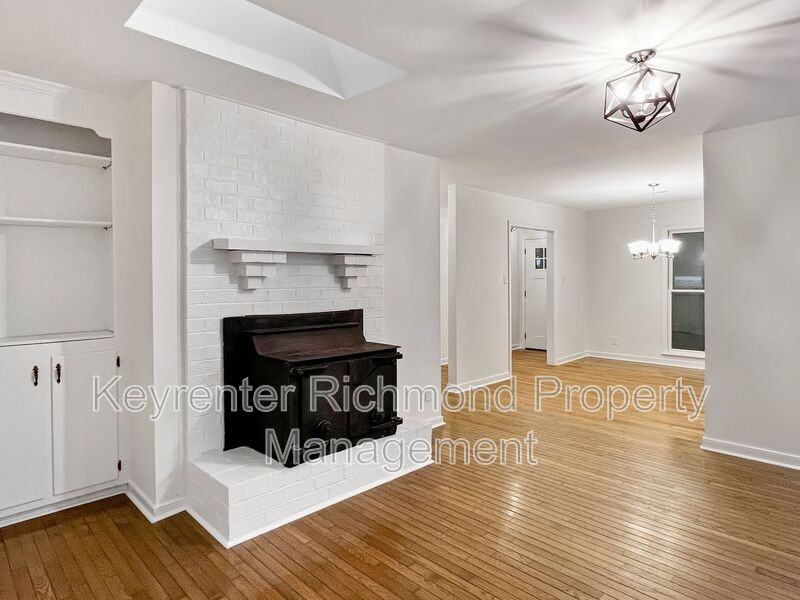 2112 Autumn Oaks Ln - Photo 5 of 35