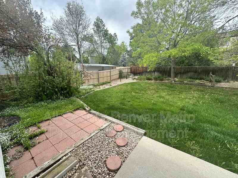 1427 Mcintosh Ave - Photo 6 of 26