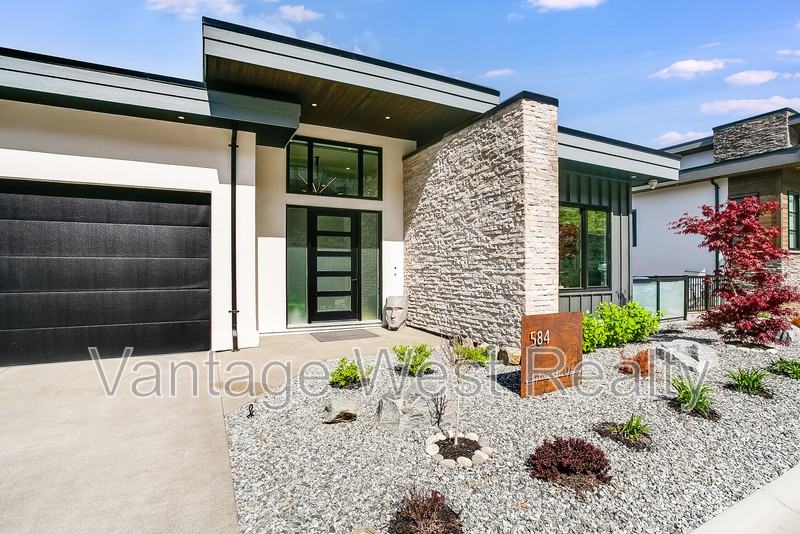 584 Clifton Lane - Photo 3 of 50