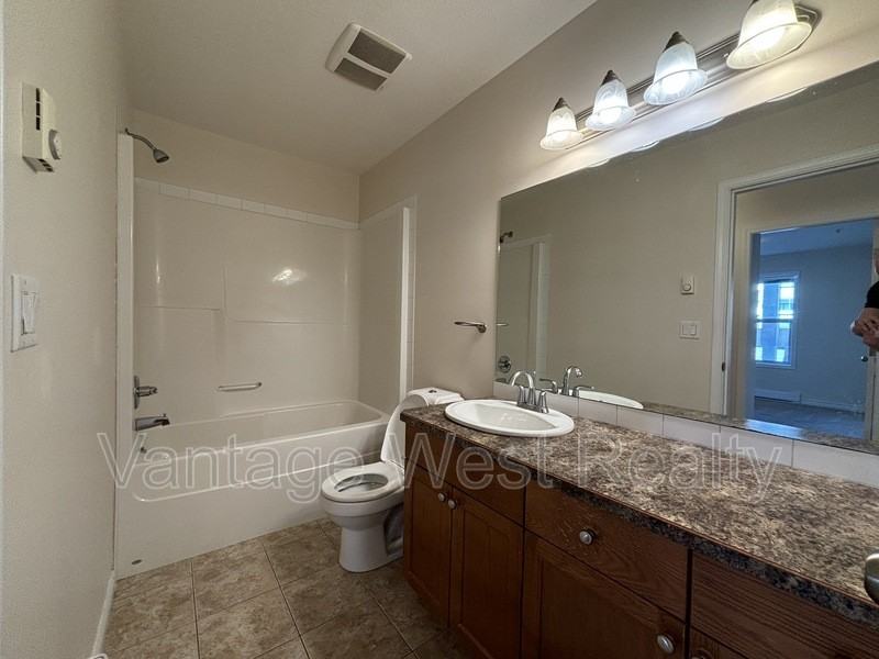 506 Sutherland Ave - Photo 6 of 7