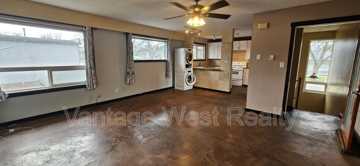 featured image of 1292 Lawrence Avenue