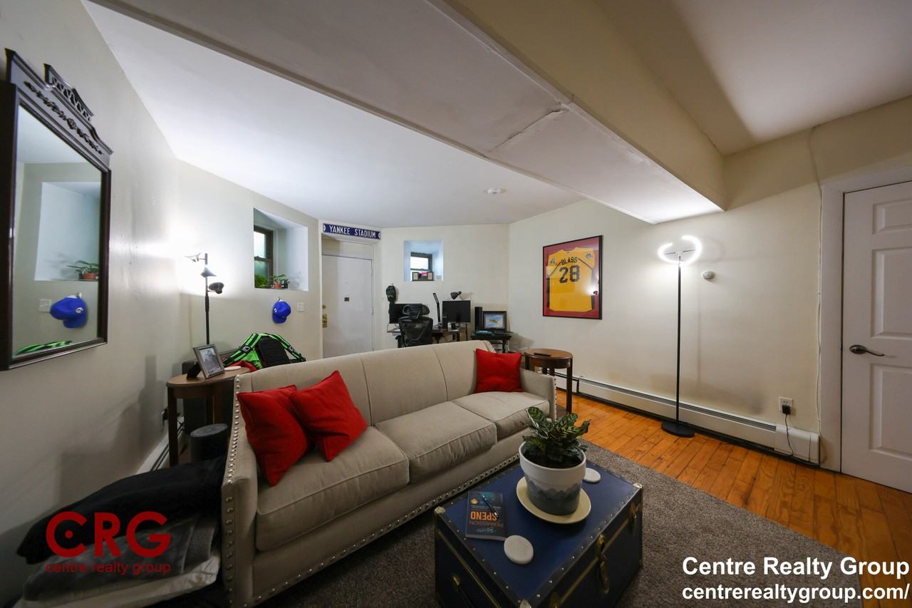 1728 Beacon St #B - Photo 2 of 22