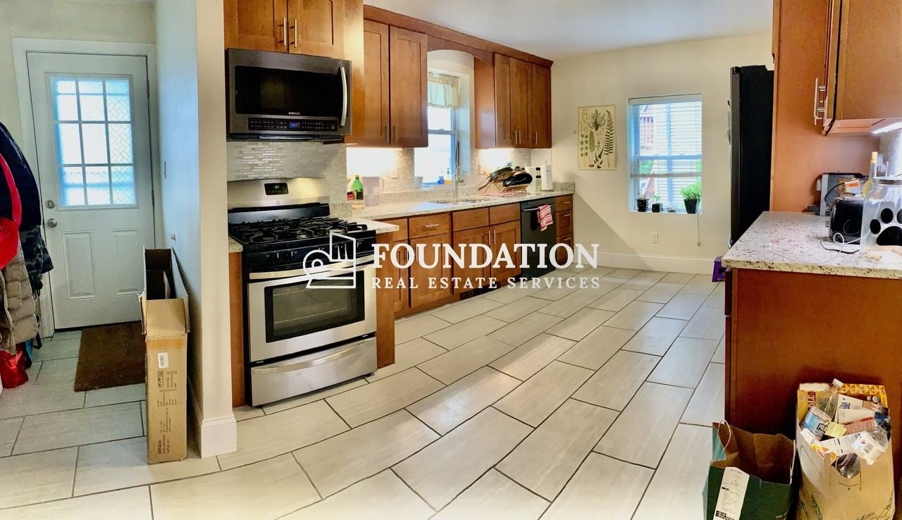 21 Monastery Rd - Photo 7 of 17