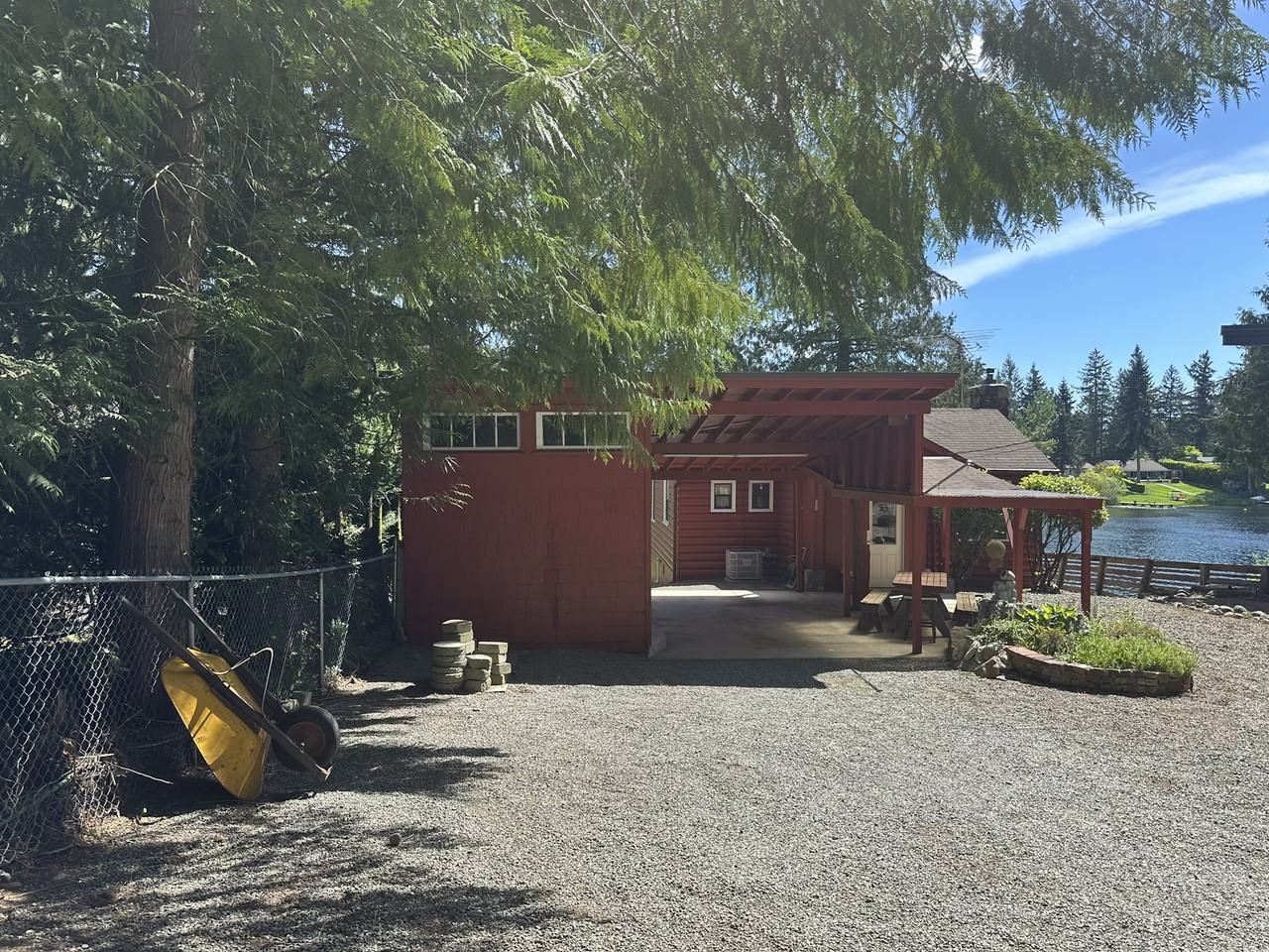 21255 Se 262nd St - Photo 2 of 17