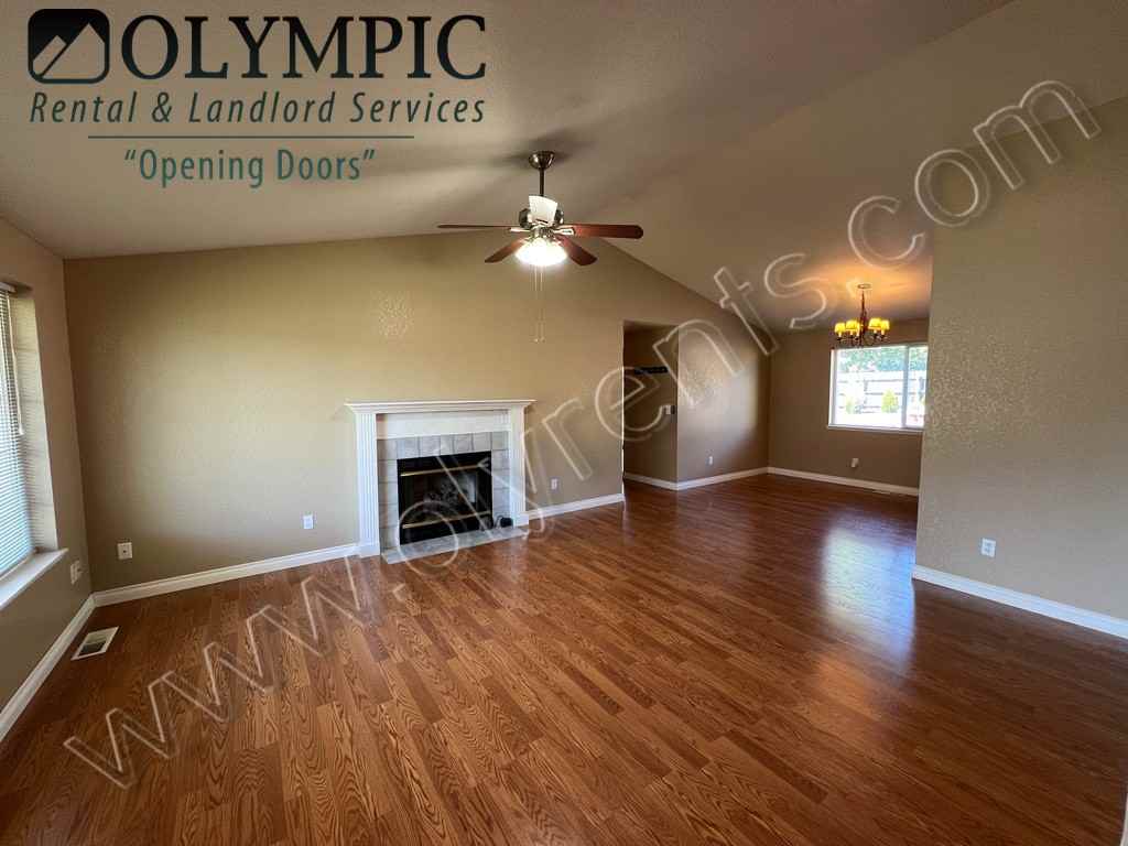 1012 Scarlet Oaks Dr Se - Photo 2 of 29