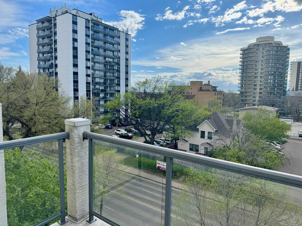 506 116 Ave Nw - Photo 3 of 20
