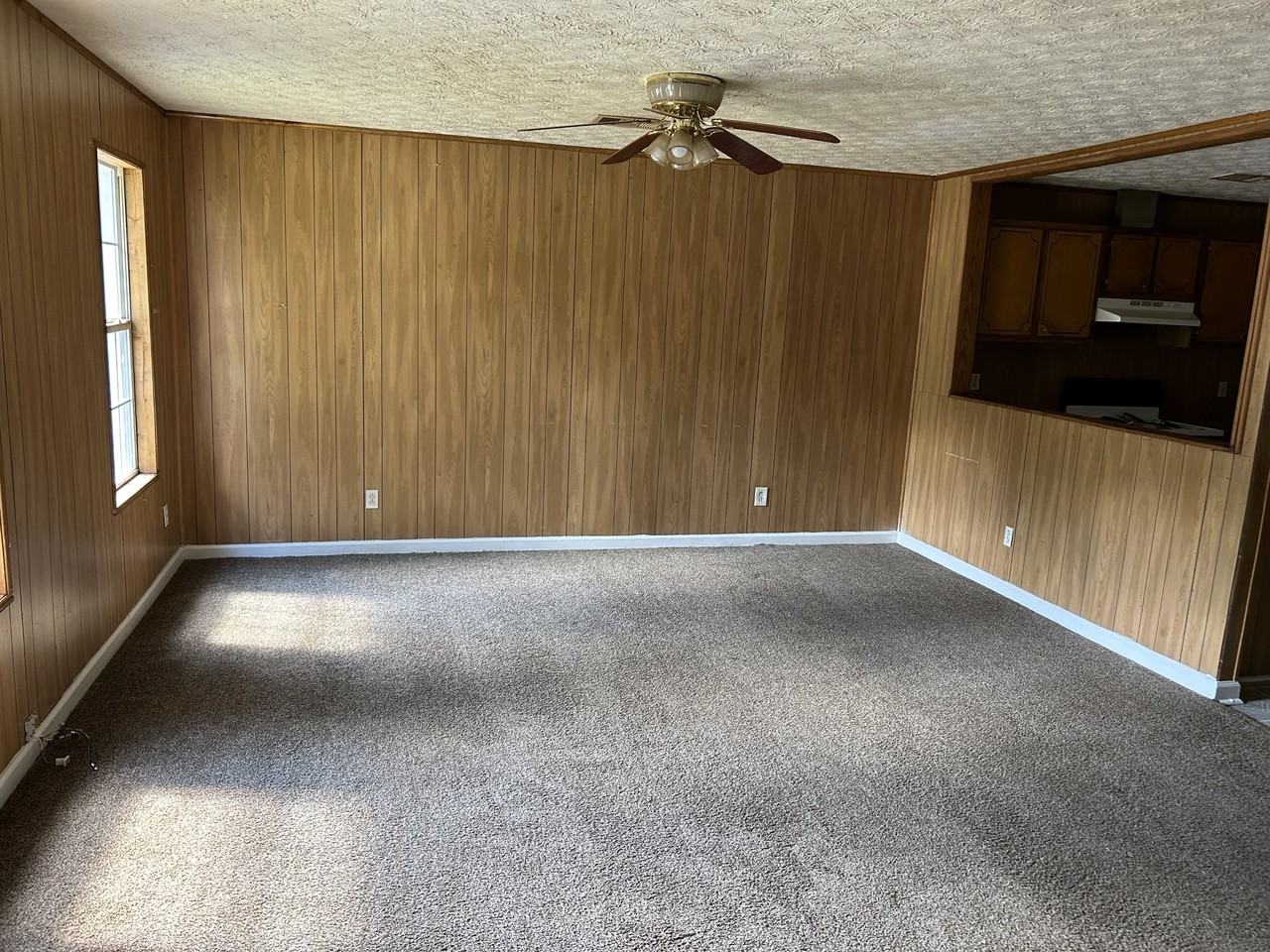 539 N 9Th St - Photo 2 of 8