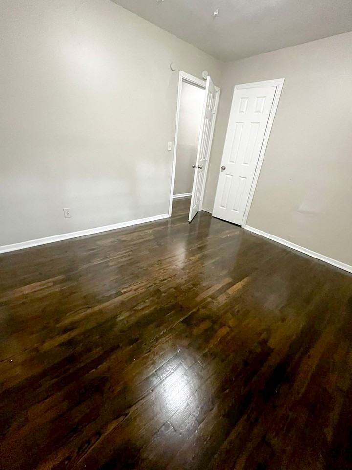 1801 W Austin Rd - Photo 3 of 12