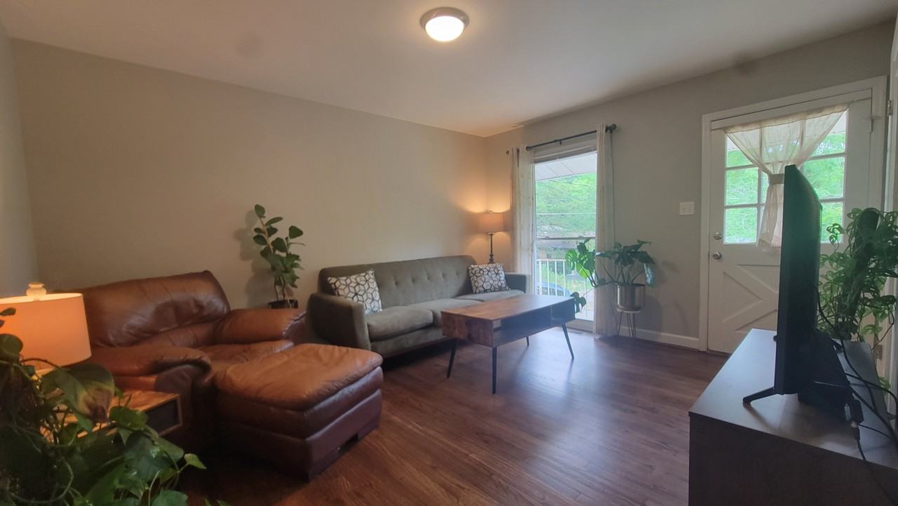 2005 Wa Wa Ave - Photo 2 of 13