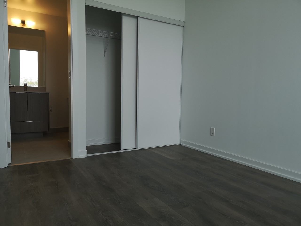 36 Forest Manor Road #105 - Photo 4 of 11