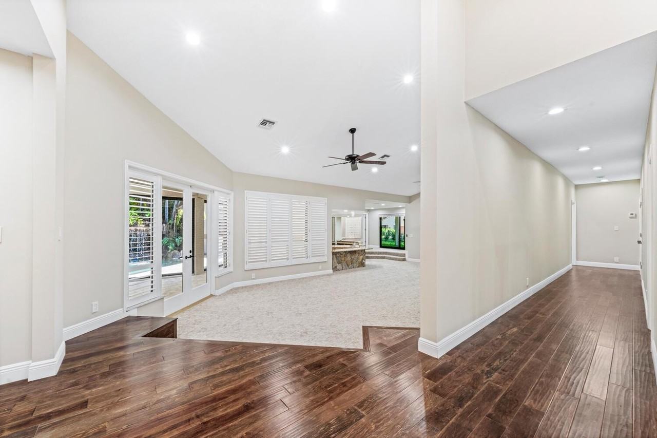 7210 Darby Ln #NA - Photo 3 of 37