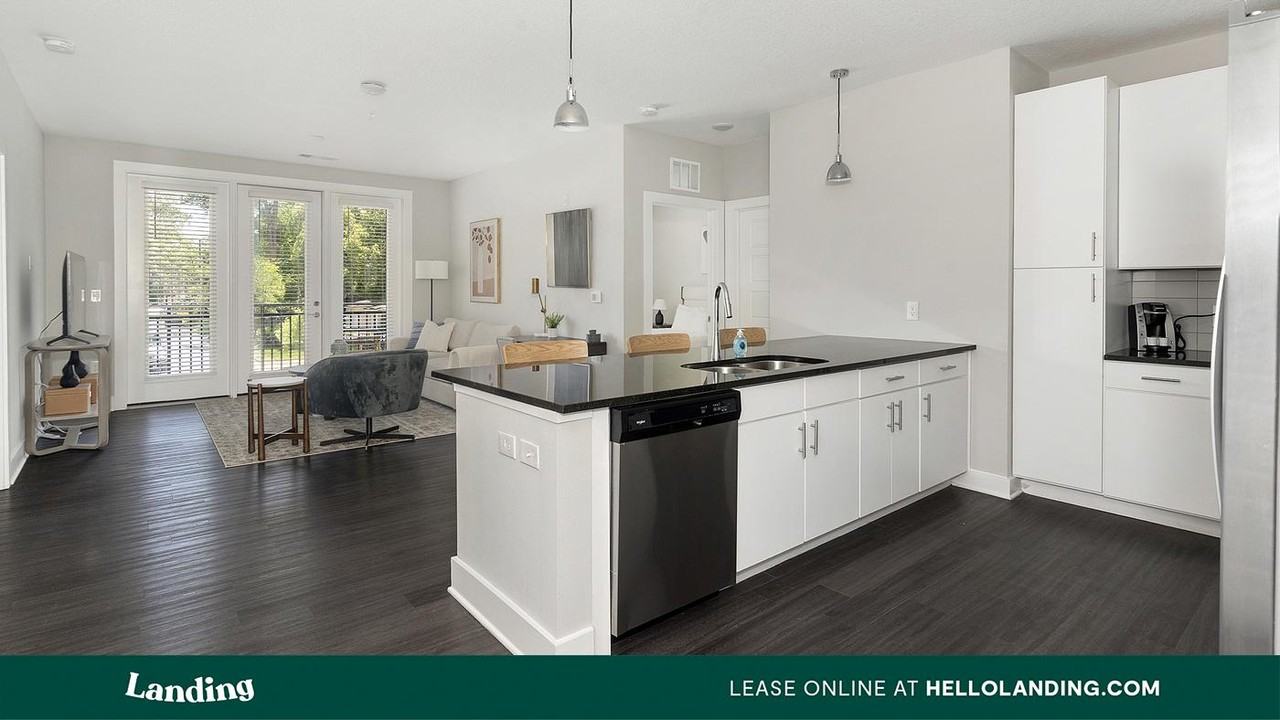 1810 Bertha St - Photo 3 of 50