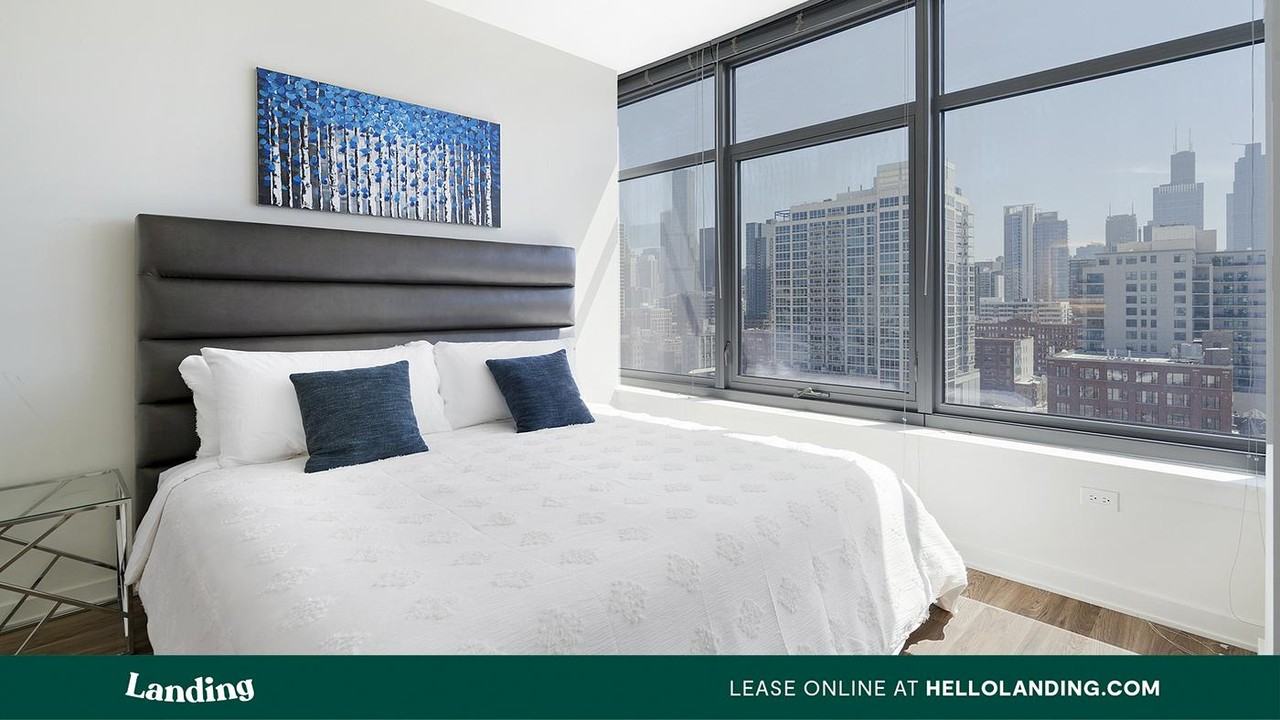 347 W Chestnut St - Photo 5 of 50