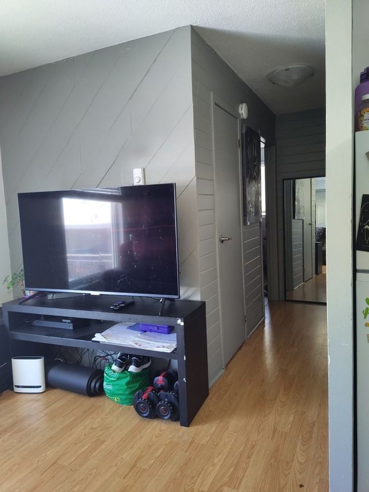 271 Oak Crescent #5 - Photo 3 of 11