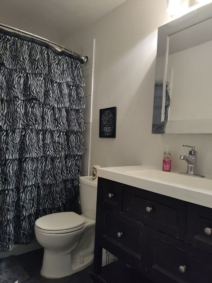 271 Oak Crescent #5 - Photo 2 of 11