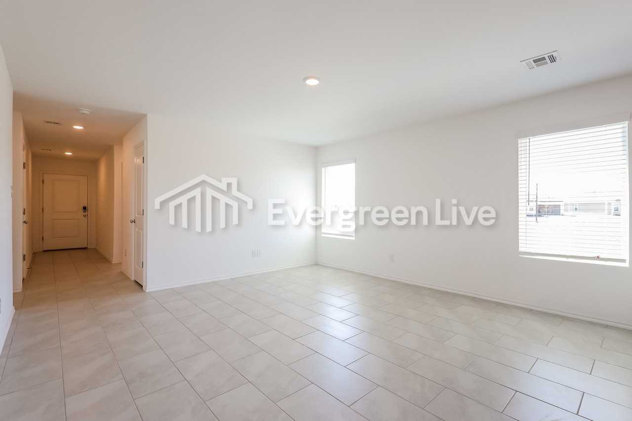 10909 Sw 23rd Pl - Photo 4 of 15