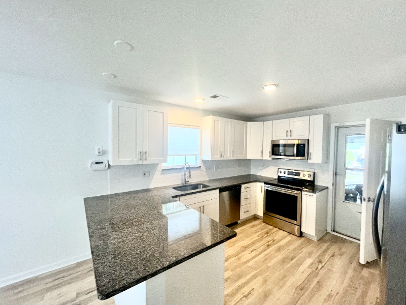 473 Dandelion Ln - Photo 2 of 24