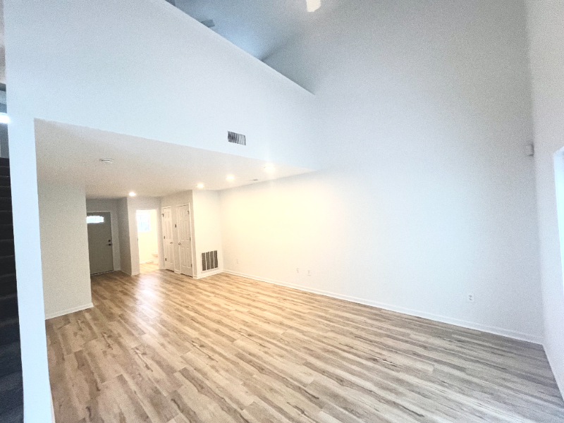 473 Dandelion Ln - Photo 5 of 24