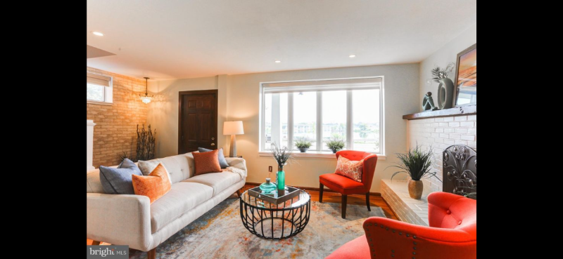 316 N Front St - Photo 2 of 20