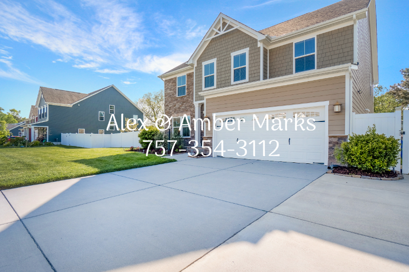 1108 Magdolna Dr - Photo 2 of 19