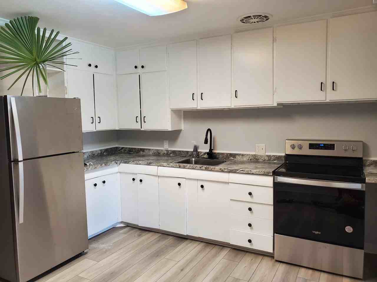 214 E Johnson Ave #NA - Photo 3 of 11