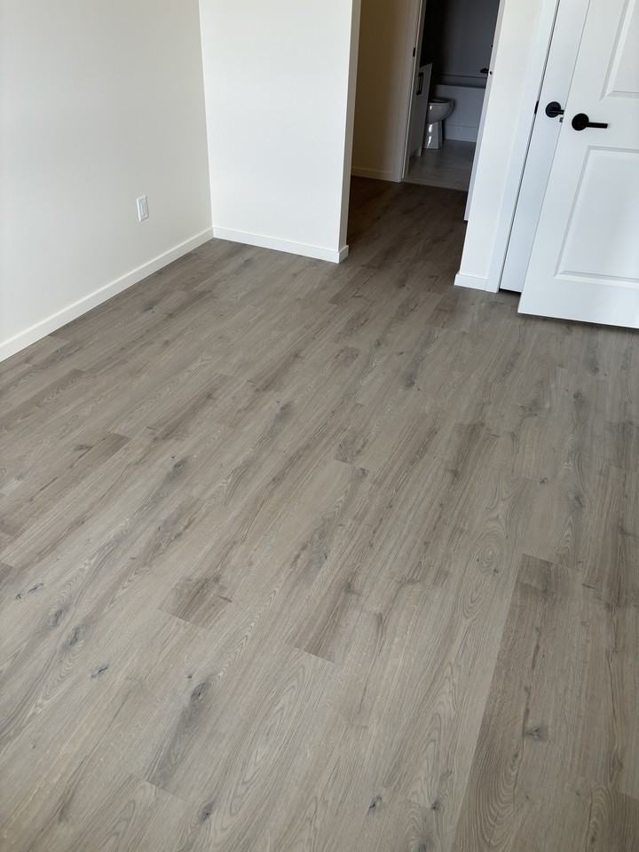 215 Legacy Boulevard Southeast - Photo 4 of 10