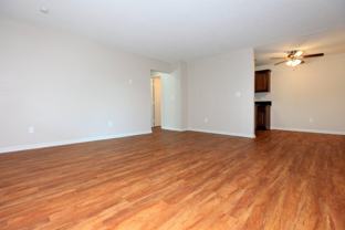 Mapleview Apt. Homes - Photo 1 of 1