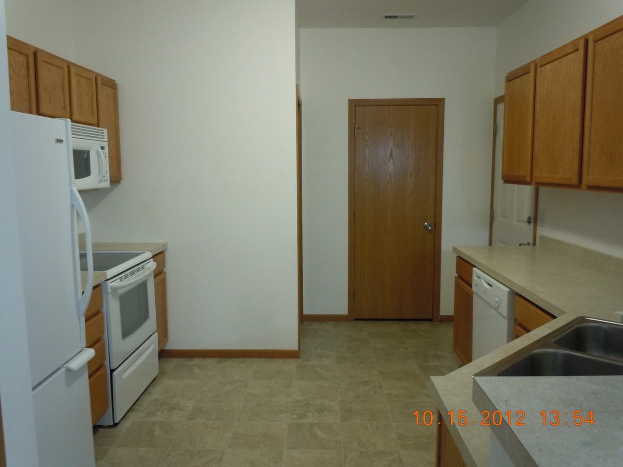 2727 N Broadway - Photo 4 of 20