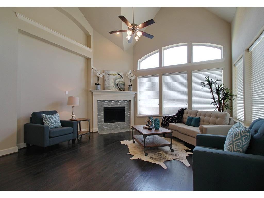 5500 Calisto Way - Photo 3 of 7