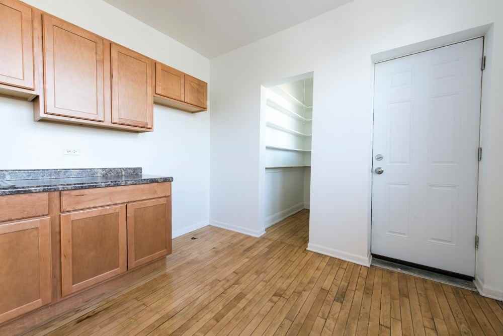 1931 S Homan Ave - Photo 2 of 12