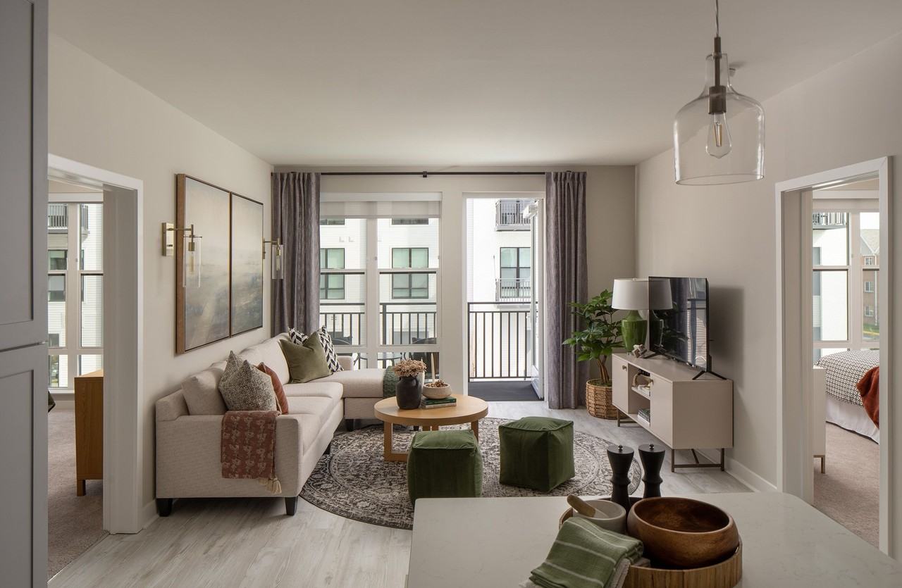 Aventon Annapolis Deactivate July - Photo 2 of 18