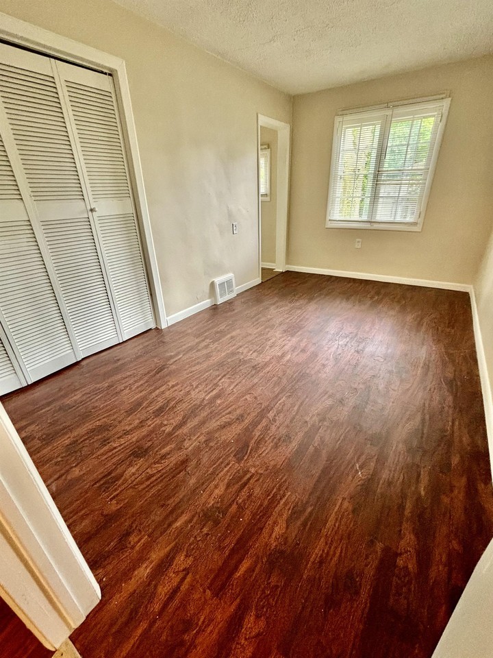 67 Morningside Dr #1 - Photo 6 of 14