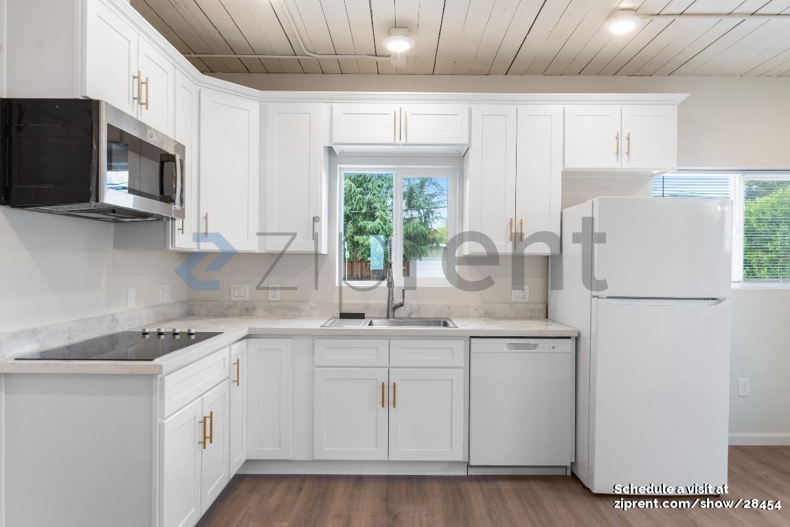 4201A Ruthelma Ave #4201A - Photo 2 of 10