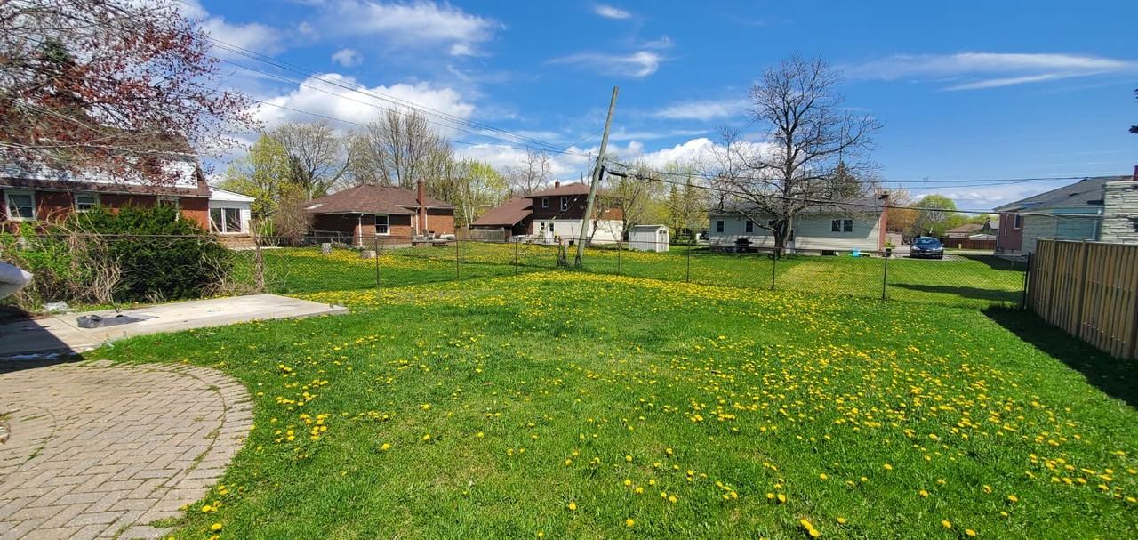 175 Singleton Dr - Photo 3 of 5