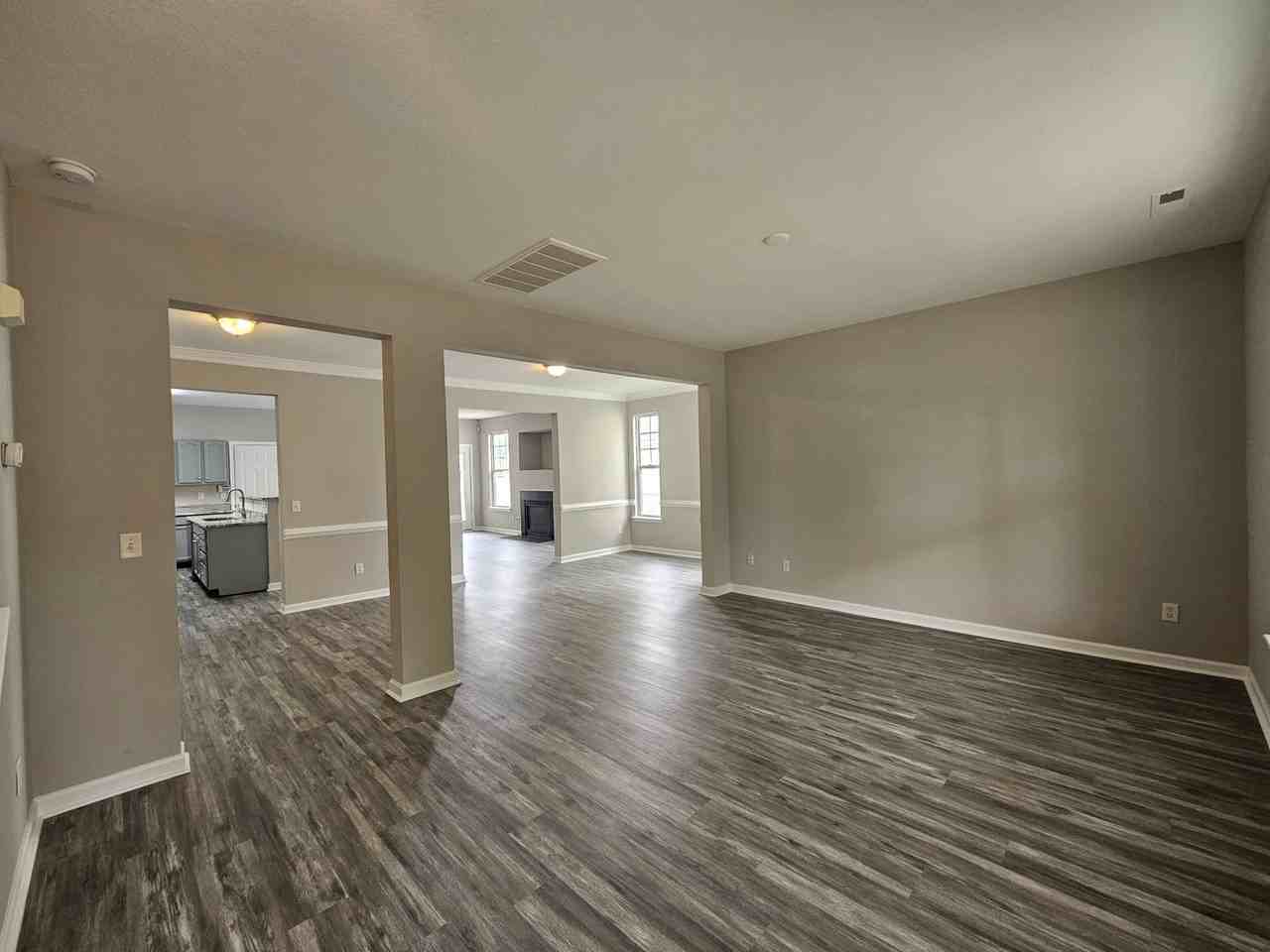 270 Mockingbird Ln - Photo 3 of 26