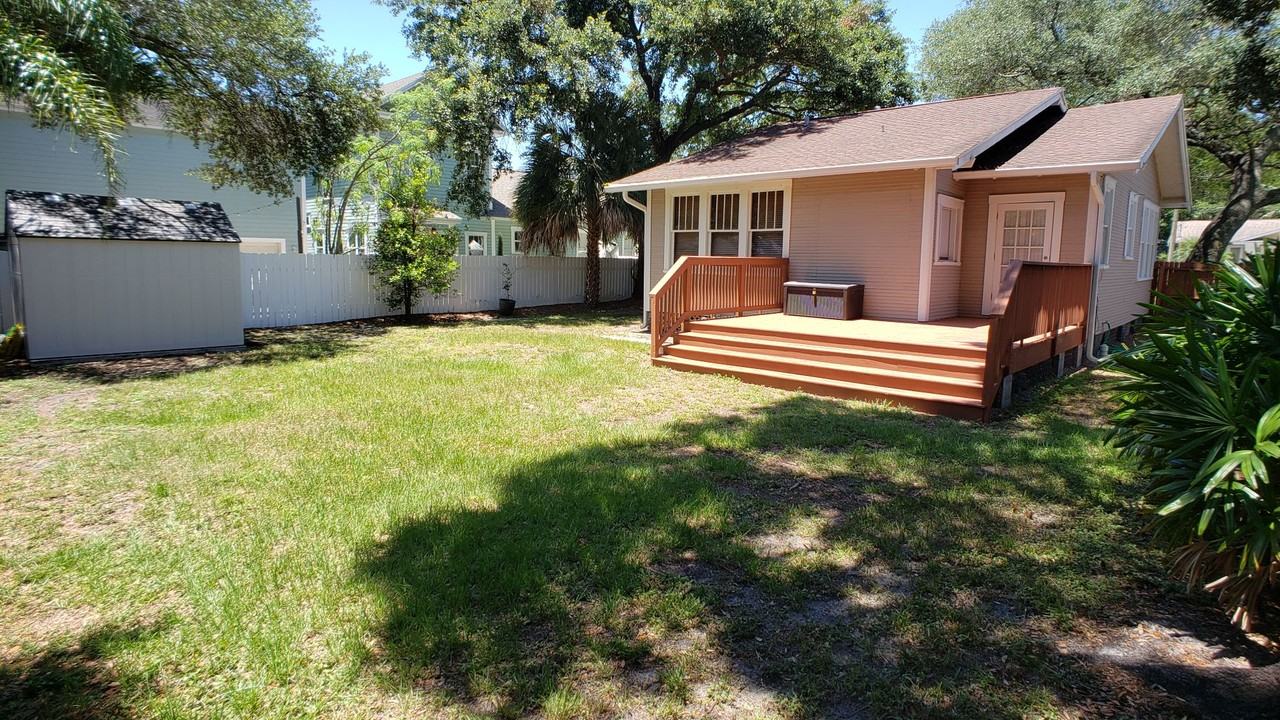 306 S Melville Ave - Photo 7 of 28