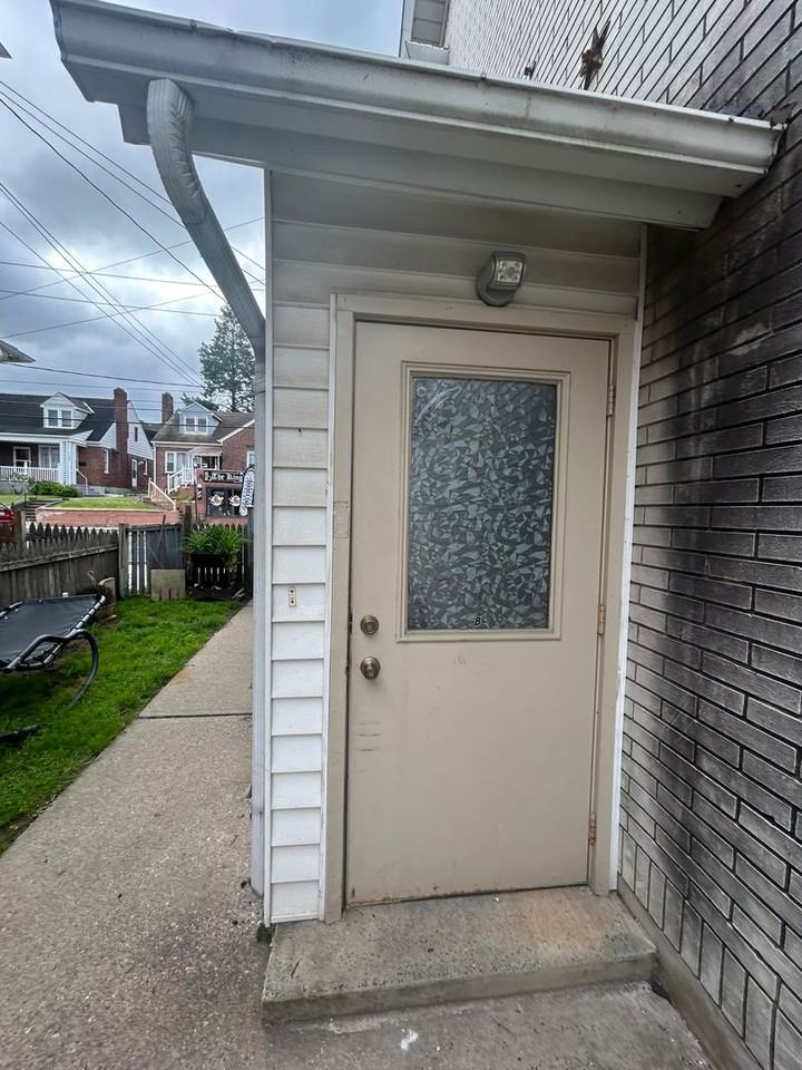 1147 Broadway - Photo 2 of 17